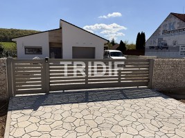 Realizace oplocení – Míkovice – 2D panelový plot ZN s podhrabovými deskami